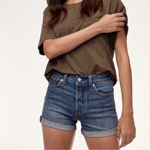 Levi’s Wedgie Shorts Size 24